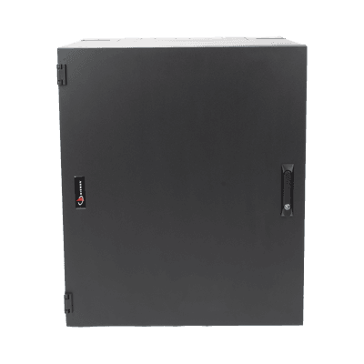Gabinete de Montaje en Pared / Acero 14/16 Gauge / Capacidad 91 kg (200 lb) / 12U-24U / Profundidad 610-762 mm (24-30 in) / Puerta con Cerradura / Gestión de Cables / Cumplimiento EIA/ECA-310-E / UL 60950 / NEMA Tipo 1 / IP20