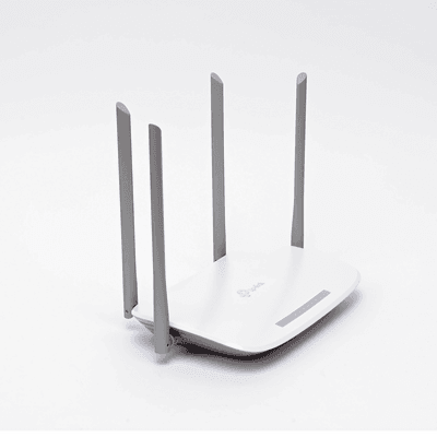 Router Inalámbrico ISP / Doble Banda AC1200 / 4 Antenas Externas / 3 Puertos LAN 10/100/1000 Mbps / 1 Puerto WAN 10/100/1000 Mbps / Compatible con AgiNet Config - AgiNet ACS (herramienta gestión) imagen 2